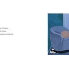 Text: "In the room where they dream, there’s a window and chair and a little red horse with painted-on hair." 

Illustration: Ein blauer Sessel mit Kissen, Schuhen am Boden, Mondlicht und ein rotes Pferd im Fenster.