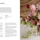 Text: "Bouquet Champêtre - Wildflower Bouquet"
Links Text: Zutaten, Ausrüstung und Schritte zur Herstellung eines Blumenstraußes. Rechts: Foto eines bunten Blumenstraußes in einer Vase.