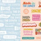 Linke Seite: "THE SOUTH" wiederholt in verschiedenen Schriftarten. Rechte Seite: Bunte Aufkleber mit Texten wie "Made in the South".