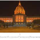 Text: "Capitol Building", "CASARES EDITION", "1 2 3 4 5 6 7 8 9 10 11 12 13 14 15 16 17 18 19 20 21 22 23 24 25 26 27 28 29 30 31". Beleuchtetes Gebäude mit Kuppel.