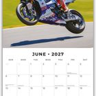 Juni 2027 Kalender, Motorrad-Sportfoto oben, weißer Hintergrund mit Feiertagen wie Flag Day (USA) und Matariki (NZ).