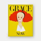 Text: Oben "GRACE", unten "NOW". Illustration: Person mit leuchtend roten Haaren auf gelbem Hintergrund.