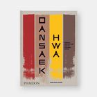 "Dansaekhwa" vertikal auf Farbstreifen, gelber Streifen markiert "Hwa". Untertitel zur koreanischen abstrakten Kunst.
