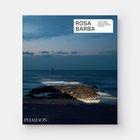 Text: "Rosa Barba", "Stuart Comer", "Shanay Jhaveri", "Elisabeth Lebovici", "Julie Ault", "PHAIDON". Düsterer Strand bei Nacht.