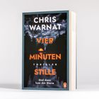 Buchtitel: "Vier Minuten Stille" von Chris Warnat. Thriller. "Und dann kam der Sturm". Dunkler Himmel mit Blitzen.