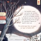 Ideal für das Abendritual. Stärkt das Selbstbewusstsein. Fördert die Fantasie. Winterliche Landschaft mit Baum.