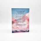 Ein unmoralisches Angebot. Eine unmögliche Liebe. Und ein Tagebuch, das Unvorstellbares enthüllt. Pinke Wolken im Hintergrund.