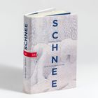 Buchcover mit dem Titel "SCHNEE" von Sverker Sörlin. Untertitel "Eine Kulturgeschichte". Hintergrund zeigt Schneetexturen.
