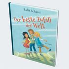 „Der beste Zufall der Welt“ von Rafik Schami. Drei fröhliche Kinder tanzen. Illustration von Annette Swoboda.