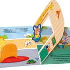 Texte beschreiben ein Eselskind. Eselchen geht in die Kita, klettert aus dem Bett zu Frühstück. Illustration zeigt bunte Szenen.