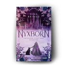 „Sina Brings: NYXBORN – Zwischen Licht und Schatten. Roman.“ Eine Illustration mit einer Burg, Blumen und zwei Silhouetten.