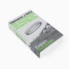 Buchtitel: "Clemens J. Setz Die Fortführung der Poesie mit anderen Mitteln". Schwarz-weißes Foto mit fliegendem Objekt.