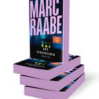 Der Text auf dem Buchcover lautet: "Marc Raabe, Das Versprechen, Thriller". Darunter ist ein rotes Label: "SPIEGEL Bestseller-Autor". Das Buch ist mehrfach gestapelt.