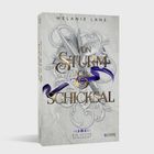 „Von Sturm & Schicksal“ steht auf einem Buchcover, darunter „Die letzte Schlacht“. Verzierungen mit lilafarbenen Bändern.