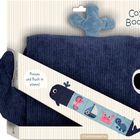 Text: "Kissen und Buch in einem!", "Lieber Wal", "COPPENRATH". 
Abgebildet ist ein blaues Wal-Kissen mit Herz und Buch.