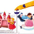 Text: "Das Funkel-Einhorn weiß Bescheid: Zum Wolkenschloss ist’s nicht mehr weit!" Illustration: Ein Schloss, Einhorn, Kinder.