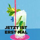JETZT IST ERST MAL. Ein erfrischendes Getränk mit Minze und Zitrone in einem Glas mit rotem Strohhalm.