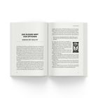 Buchtitel: Der äußere Wert von Optionen. Untertitel: Warum Zeit Geld ist.  
Offenes Buch mit Text über Optionshandel.