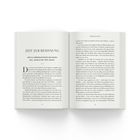 Der Text beginnt mit "ZEIT ZUR BESINNUNG" gefolgt von "WER ZU ÜBERZEUGUNGEN GELANGEN WILL, MUSS IN DIE TIEFE GEHEN." Das Layout ähnelt einer Buchseite.