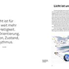 „Licht ist für mich weit mehr als Helligkeit. Es ist Orientierung, Emotion, Zustand, Rhythmus.“ Links steht ein Zitat. Rechts Fließtext mit dem Titel „Licht ist unsichtbar“. Darunter eine farbige Illustration.