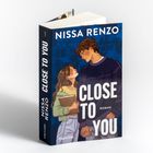 Text: "NISSA RENZO", "CLOSE TO YOU", "Roman", "blanvalet". Illustration: Ein Paar schaut sich liebevoll an.