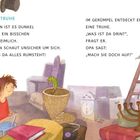 "Die Truhe: Leon sieht unsicher um sich; dunkler, unheimlicher Raum. Eine Schlange guckt aus einem Korb; Leiter und Gerümpel."