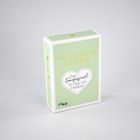 "Was ich an dir liebe: Das Fragespiel für Opa und Enkelkind." Weiße Schachtel mit grünem Hintergrund.