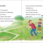 "Der letzte Platz" beschreibt einen vernachlässigten Fußballplatz. Drei Jungen stehen auf dem Feld, einer beschwert sich gestikulierend.