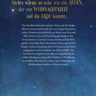 Text: "Nichts wärmt so sehr wie ein Stern, der zur Weihnachtszeit auf die Erde kommt." Hintergrund: Blauer Sternenhimmel.