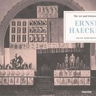 "The Art and Science of Ernst Haeckel" von Julia Voss und Rainer Willmann. Historischer Saal mit wissenschaftlichen Schautafeln.