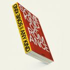 Text: "SOME KIND OF ROMANCE", "ANY KIND", "OODA". Ein Buch mit rotem und gelbem Cover.