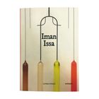 „Iman Issa“ steht zentral, unten „Lenbachhaus“ und „Hirmer“. Vertikale Linien und bunte Glasformen darunter.