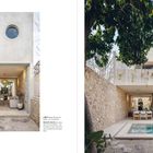 LINKS: Neuer Bauteil mit Wohn- und Essbereich. RECHTE SEITE: Blick über den Pool. Moderne Architektur, Natursteinwände.