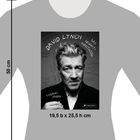 Grautönige Abbildung eines Mannes mit zerzaustem Haar; Text: "DAVID LYNCH", "TIERRY JOUESSE", "DAS GESAMT-KUNSTWERK".