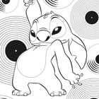 Text: "STITCH". Eine fröhliche Zeichentrickfigur tanzt mit erhobenem Arm, umgeben von kreisförmigen Mustern.