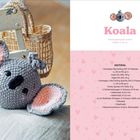 Links ein gehäkelter Koala mit rosa Innenohren, rechts Text "Koala", Schwierigkeitsgrad: einfach, Materialliste darunter.