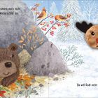 In der Bärenhöhle ist der Weihnachtsmann auch nicht. Da will Rudi nicht stören. Ein schlafender Bär und Rudi das Rentier.