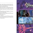 Text diskutiert Raumreise zum Planeten Erde. Illustrationen zeigen ein Raumschiff, einen Alien, Technik und Sterne im All.