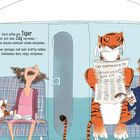 Ein Tiger sitzt im Zug und hält eine Zeitung mit „Cat Chronicle“. Ein Mann mit Kaffeefleck schreit daneben.