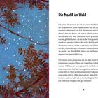 "Die Nacht im Wald" Überschrift, beginnender Text über Kindheitserinnerungen. Illustration: Nachthimmel mit braunen Baumzweigen.