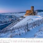 Kalenderblatt für Januar 2027 mit Schnee bedeckter Burg und Stadtansicht, die Mosel fließt durch eine winterliche Landschaft.
