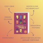Buchcover: "EIN VERGIFTETES PAKET" von Eryn Scott. Texte im Hintergrund: COZY CRIME, FRIENDS TO LOVERS, FOUND FAMILY, GEISTER IN DER NACHBARSCHAFT, PARANORMAL MYSTERIES, AUCH IN DER ENGLISCHEN AUSGABE VERFÜGBAR.
