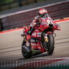 1 | Francesco Bagnaia | ITA | 14.01.1997 | Ducati Lenovo Team. Ein Motorradrennfahrer fährt eine rote Ducati auf der Rennstrecke.