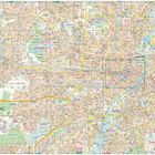 Text "München" und "Stadtplan"; Detailreiche Stadtkarte mit Straßennamen, Flüssen und grünen Parks.