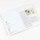 Links: Verlagsinformationen und FSC-Logo. Rechts: Text über japanische Malerei mit einer Illustration von zwei Vögeln.