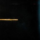 Es sind keine sichtbaren Texte vorhanden. Ein Meteorregen bewegt sich auf die Erde zu, umgeben von Sternen im Weltraum.