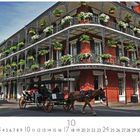 "New Orleans", "CASARES EDITION", unterhalb Kalenderdaten. Rotes Backsteingebäude mit Balkonen, üppige Pflanzen, Pferdekutsche.
