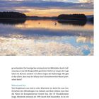 "Naturjuwel Inn. Von Burghausen aus sind es zehn Kilometer bis zum Inn." Abendhimmel über ruhigem Fluss mit zwei Schwänen.