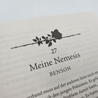 "Meine Nemesis", Kapitel 27 von BENSON. Darüber eine Illustration: ein Rosenast mit Dornen.
