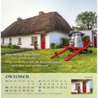 Irischer Segenswunsch: "Möge das Dach deines Hauses nicht undicht werden." Bild: Reetdachhaus, roter Karren, grüner Garten.
